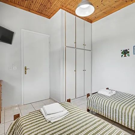 Nefeli 1st Floor Apartment *