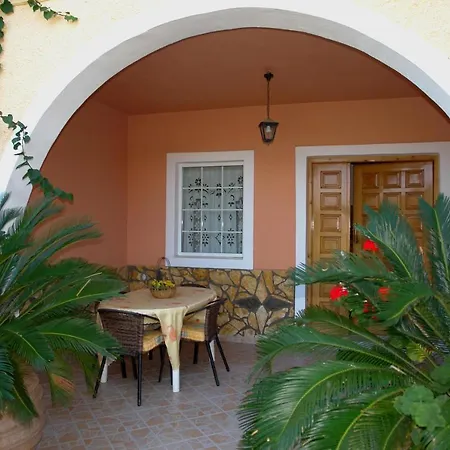 Nefeli 1st Floor Apartament Agios Georgios (Corfu)